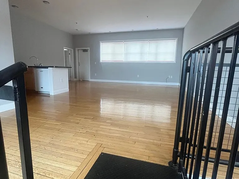 2404 Prospect Ave — Photo 54