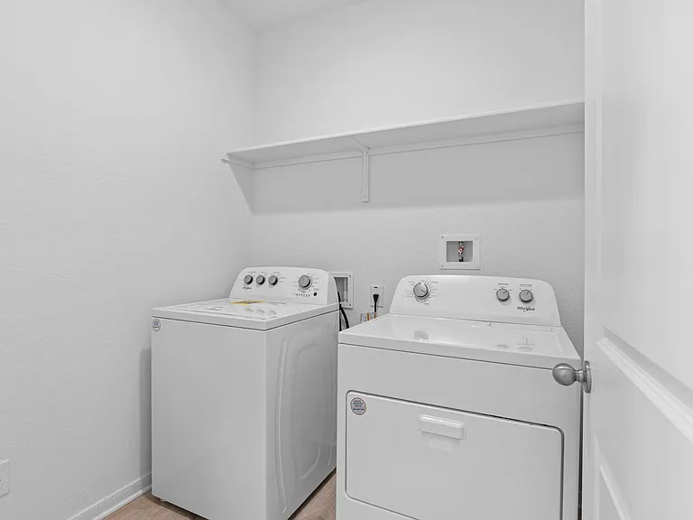305 Brooks Ranch Dr — Photo 30