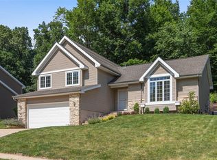 3726 Riverside Dr NE, Cedar Rapids, IA 52411