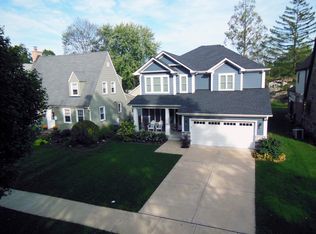 263 N Charlotte St, Lombard, IL