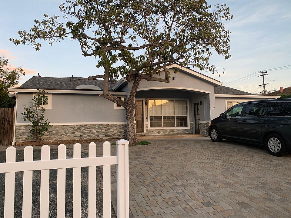 1st image of 1688 Samedra St