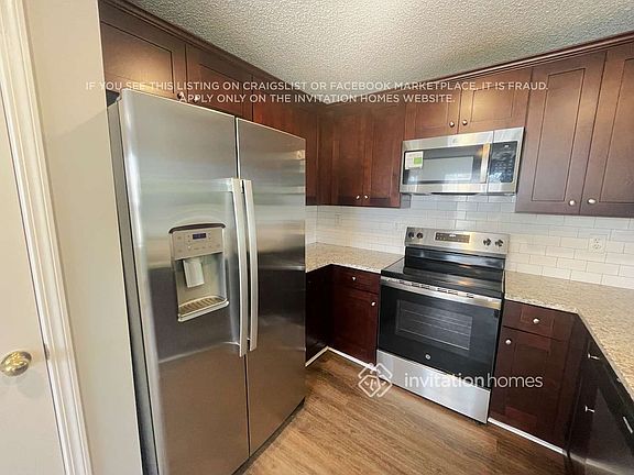 5th image of 2959 Rockingham Ct SW