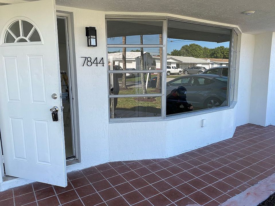 2nd image of 7844 Shalimar St