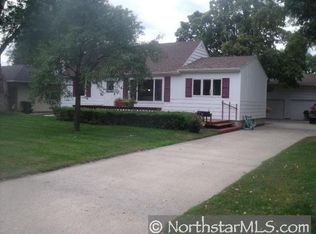 114 Eagle St S, Belle Plaine, MN 56011