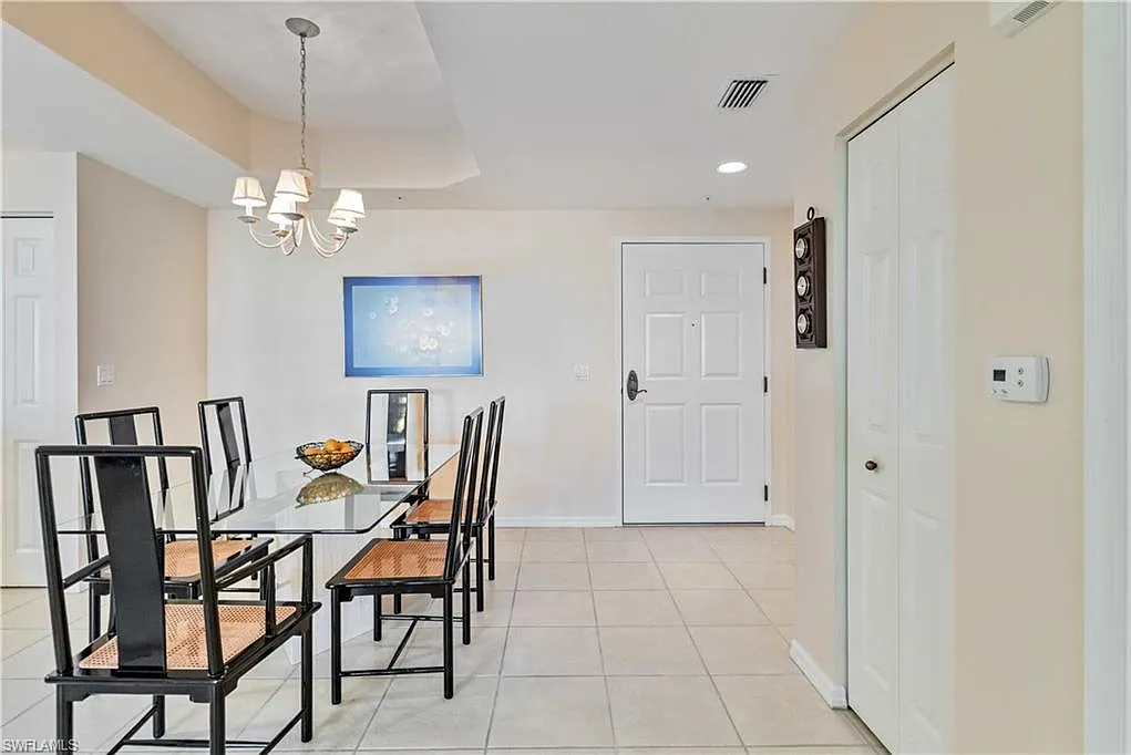 2 bed, 2.0 bath, 1481 sqft, $4,500 — Photo 4