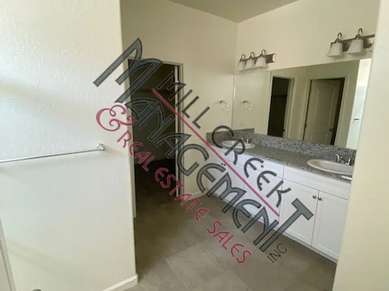 3909 W Nellis Ave — Photo 10