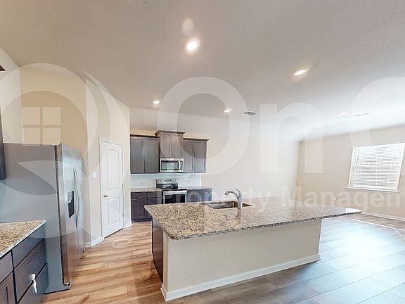 5th image of 1715 Cotton Blossom Ln