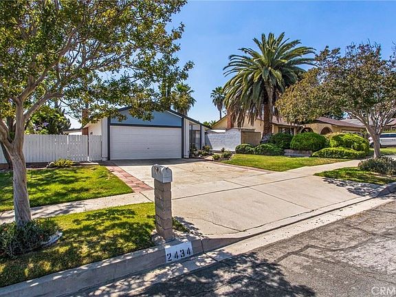 2nd image of 2434 Bonita Dr