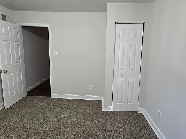 1811 E Pratt St — Photo 17