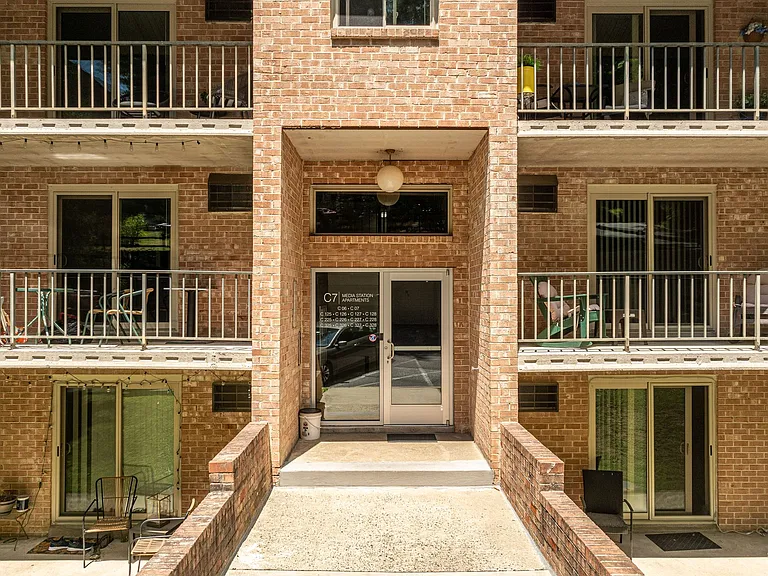 340 Media Station Rd — Photo 5