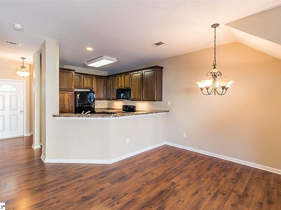 2nd image of 110 Pine Walk Dr