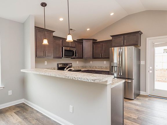 3rd image of 2950 Trailwood Ln