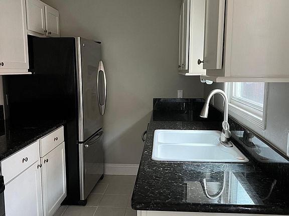 2nd image of 4654 Bermuda Ave