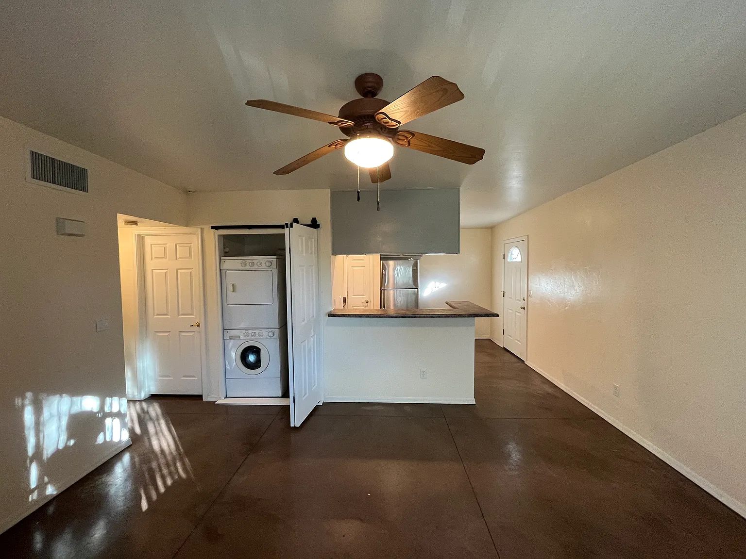 2 bed, 750 sqft, $1,100 — Photo 4