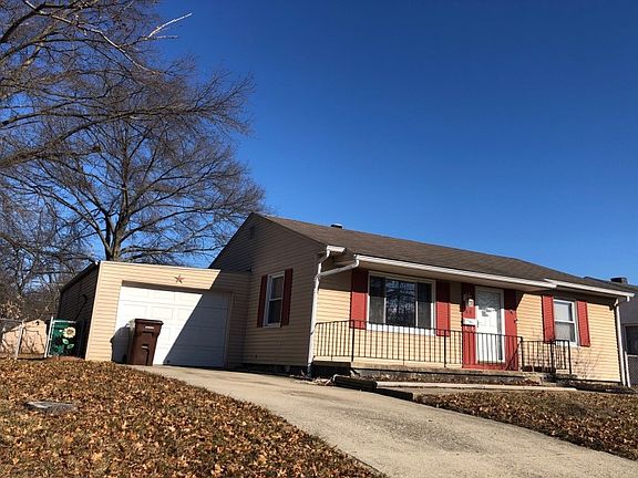3rd image of 44 Decker Ave