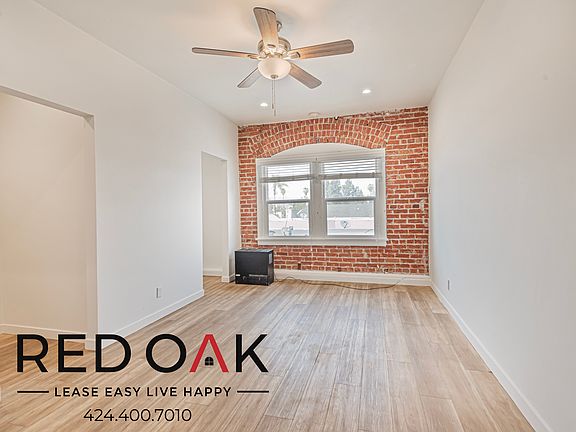 4th image of 200 1/3 S Kenmore Ave #307