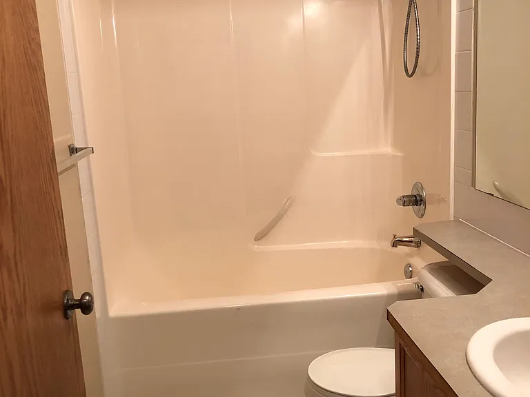 233 Kendrew Dr — Photo 15