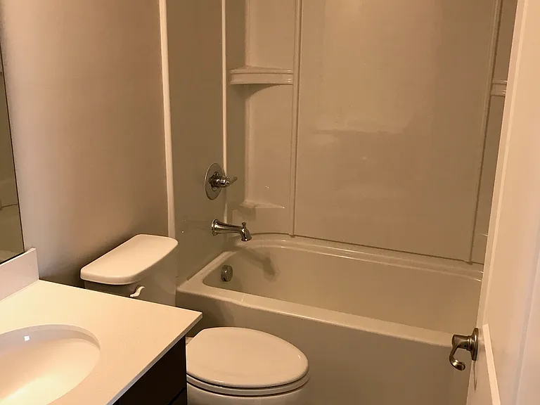 1123 Kentlands Dr — Photo 8