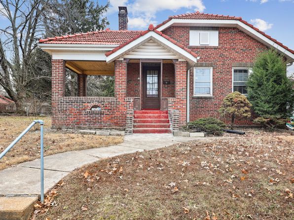 4 Sunset Ct