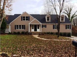 1303 Elfin Rd, Lookout Mountain, GA 30750