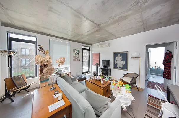 Rented by Compass | media 18