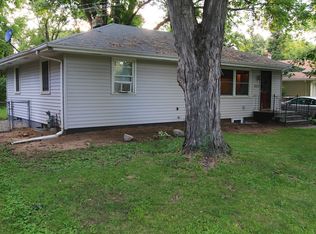 2317 Caroline Ln, South Saint Paul, MN 55075