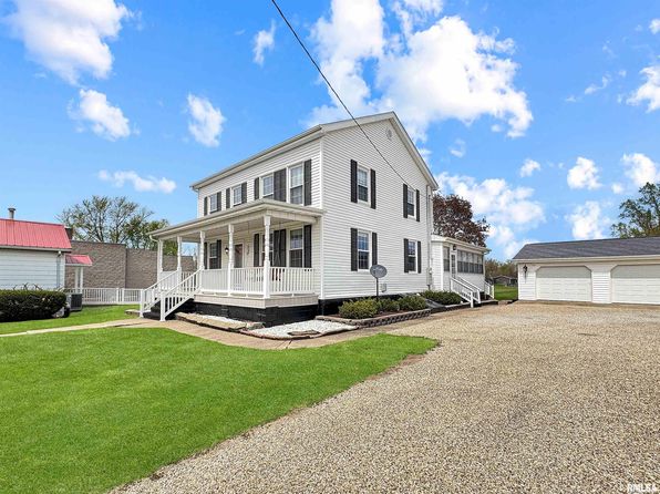 370 W Carter St, Fairview, IL 61432