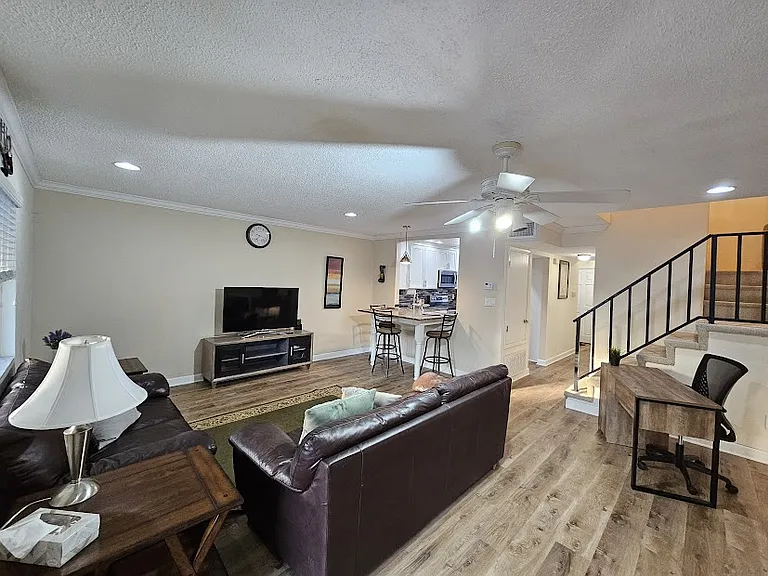 6248 Peregrine Ct — Photo 14
