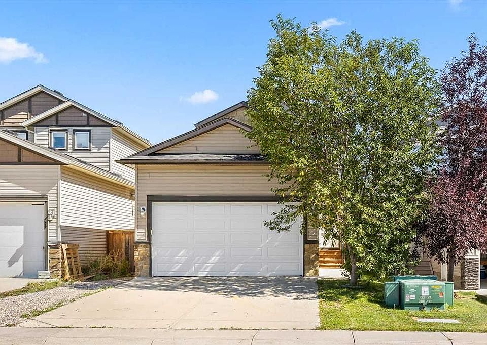 1st image of 1004 W Shantz Pl
