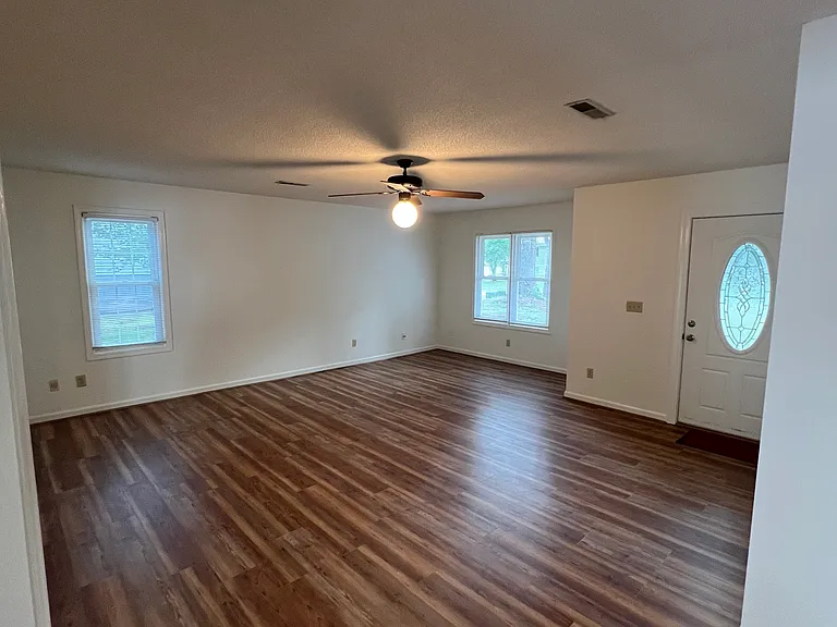6006 Grey Fox Ln — Photo 5