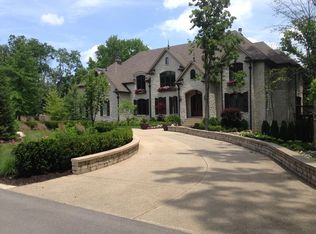 8185 Sycamore Rd, Indianapolis, IN 46240