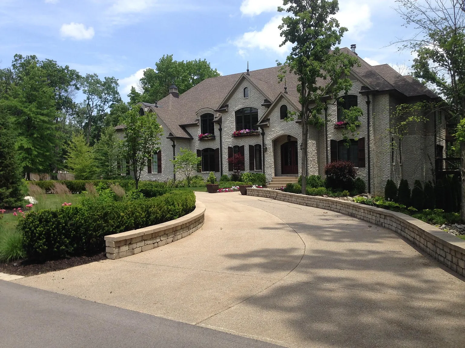 8185 Sycamore Rd photo 1