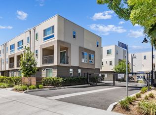 5261 Bainbridge Pl, Valley Village, CA 91607