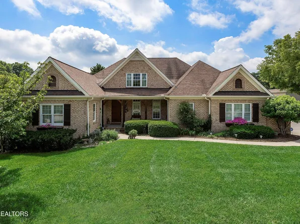 143 Amberly Ct, Lenoir City, TN 37772