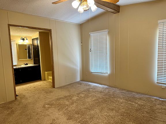 5th image of 4330 Tamarack Dr