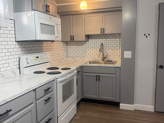 3rd image of 2921 6th Ave N #1/2
