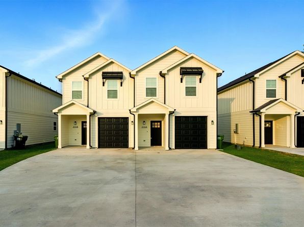 3150 N Cleveland St, Dayton, TX
