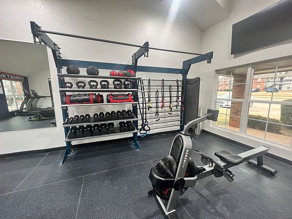 5th image of 2609 Featherstone Rd #98cea0201