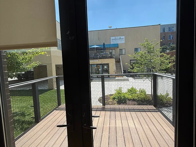 83-84 Gardner St #105L — Photo 15