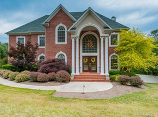 1403 Lismore Ln, Knoxville, TN 37922