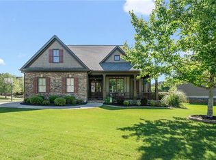 3 Melhana Dr, Cartersville, GA 30120