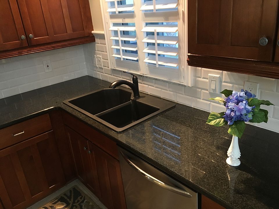 Granit Counter & Sink