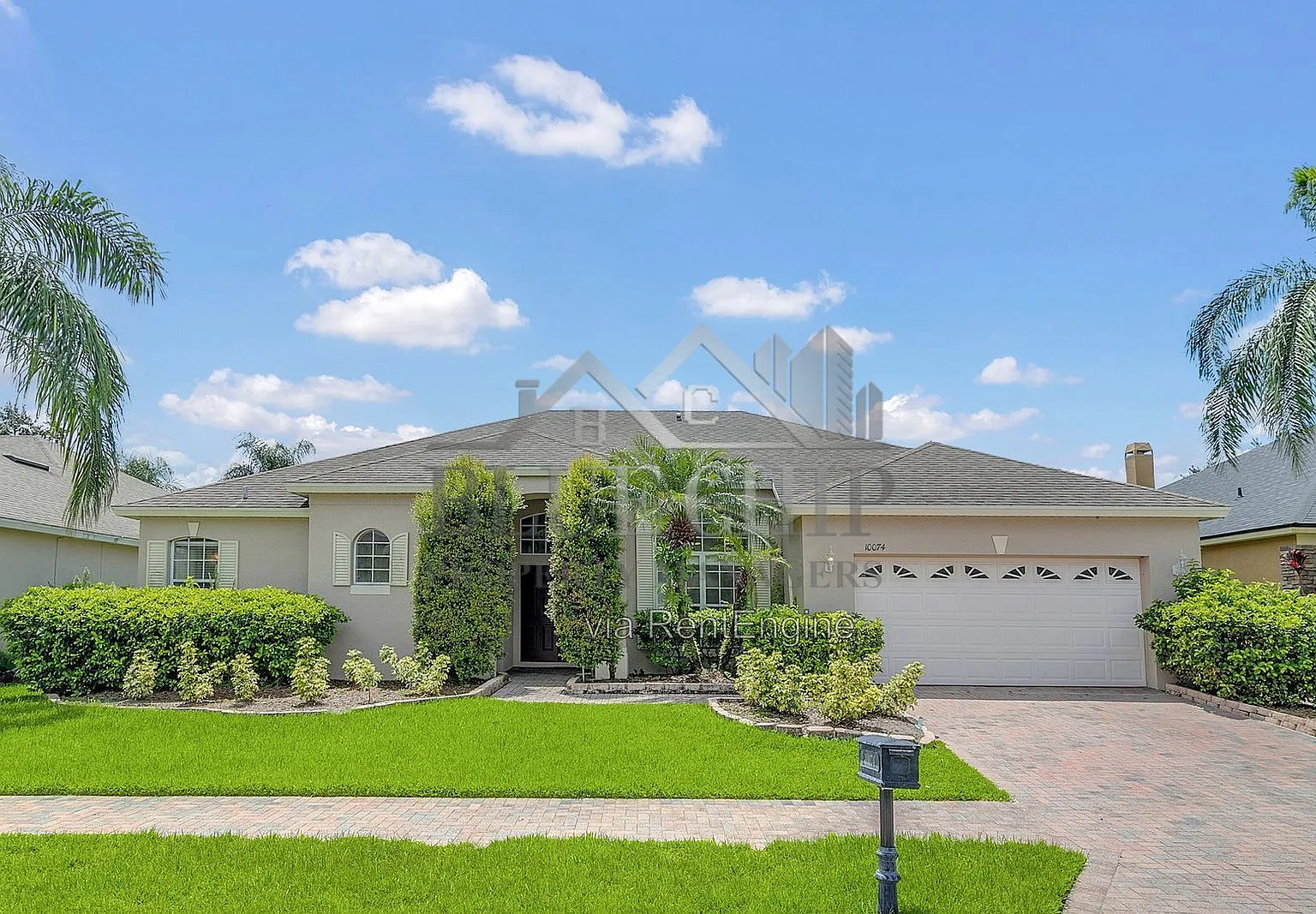4 bed, 3.0 bath, 2555 sqft, $3,100 — Photo 1