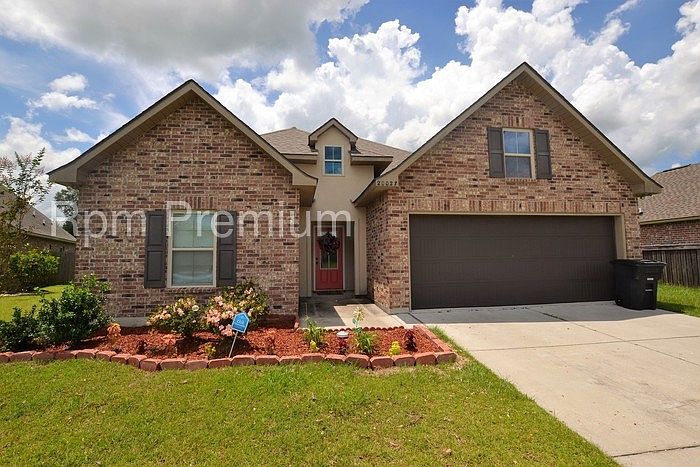 1st image of 20027 Pecan Hill Dr