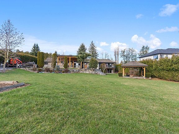 5th image of 29852 Maclure Rd
