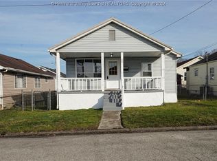 1229 12th St, Nitro, WV 25143