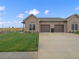 572 Cumberland Pointe Ln, Bowling Green, KY 42101