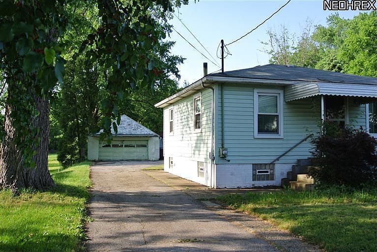 2nd image of 791 E Waterloo Rd