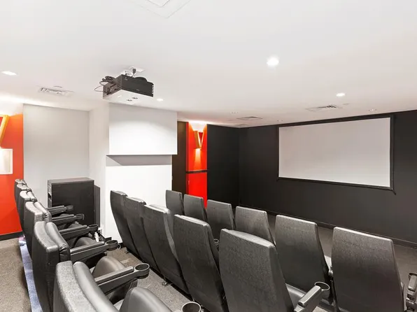 635 West 42nd Street 10M image 20 of 20