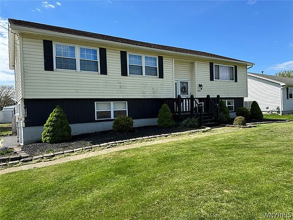 2nd image of 3844 Mapleton Rd